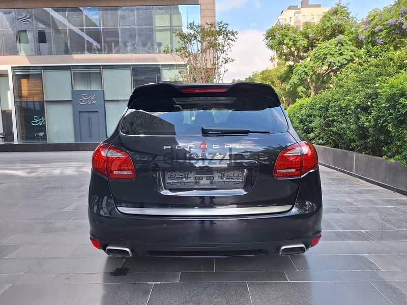 Porsche Cayenne 2013 9