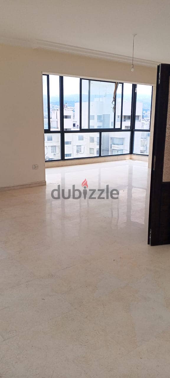 Luxury Apartment For Sale In Badaro / شقة للبيع في بدارو 4