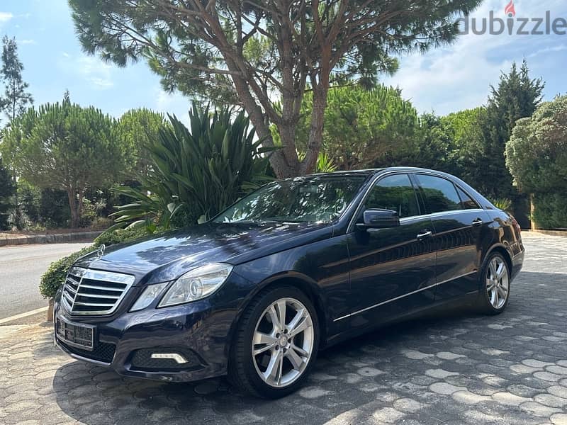 Mercedes-Benz E-Class 2010 18