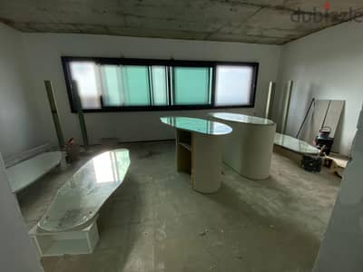 Office for rent in Naqqache مكتب للإيجار في النقاش