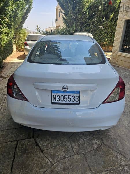 Nissan Sunny 2013 0