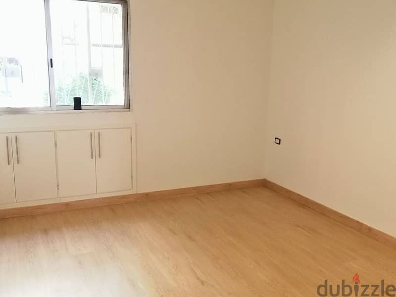 L16015-Renovated 3-Bedroom Apartment For Sale in Achrafieh, Nazareth 1