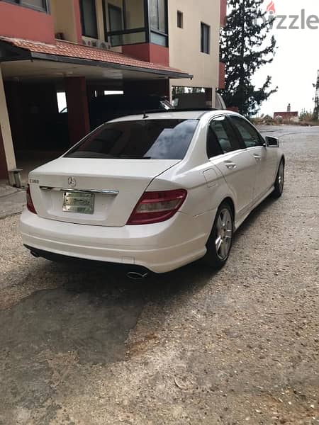 Mercedes-Benz C-Class 2010 4