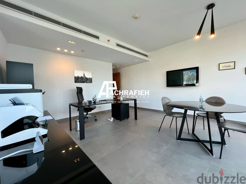 Office For Sale In Achrafieh - مكتب للبيع في الأشرفية 1