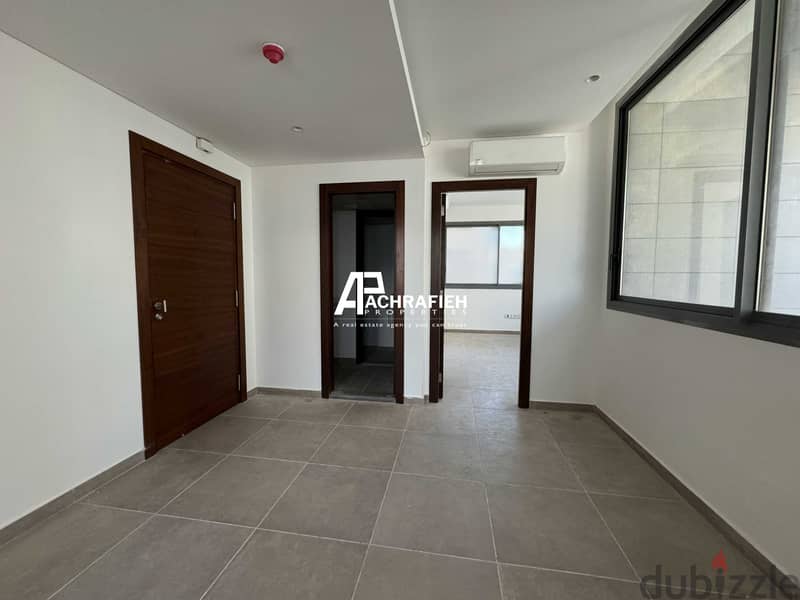 100 Sqm - Office For Sale in Achrafieh - مكتب للبيع في الأشرفية 1