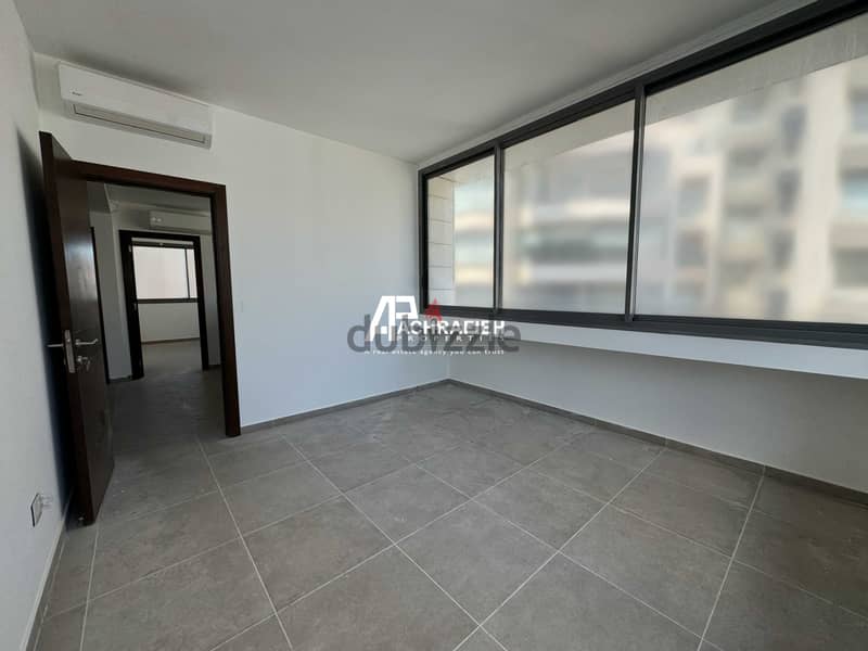 100 Sqm - Office For Sale in Achrafieh - مكتب للبيع في الأشرفية 4