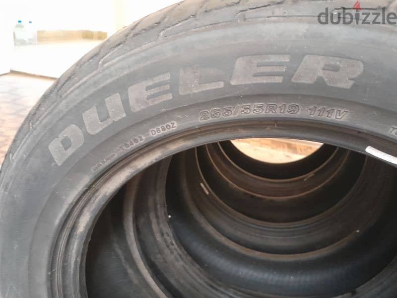 دواليب land rover tire   255/55r19 111v 1