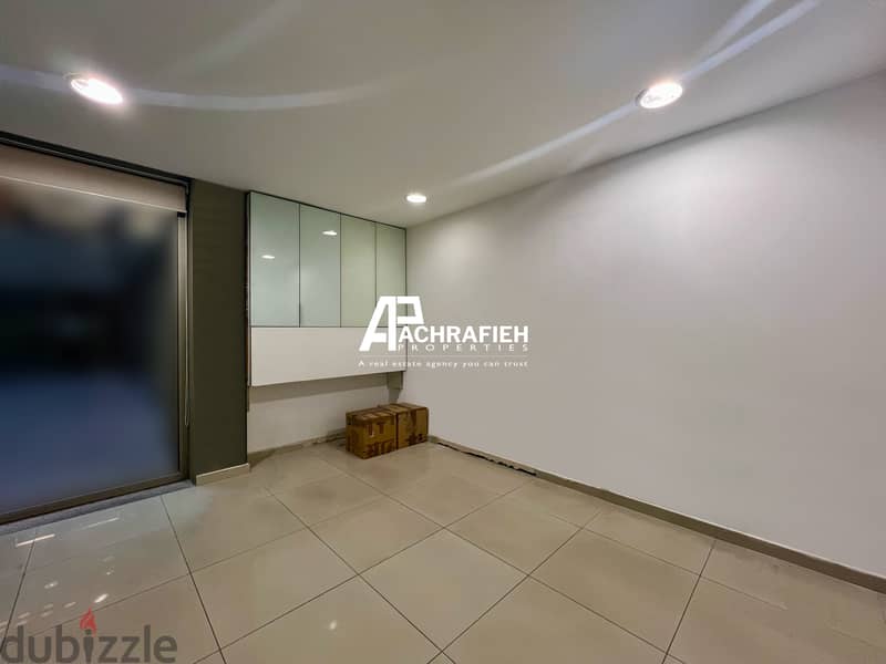 600 Sqm - Office for Rent In Achrafieh - مكتب للإجار في الأشرفية 10