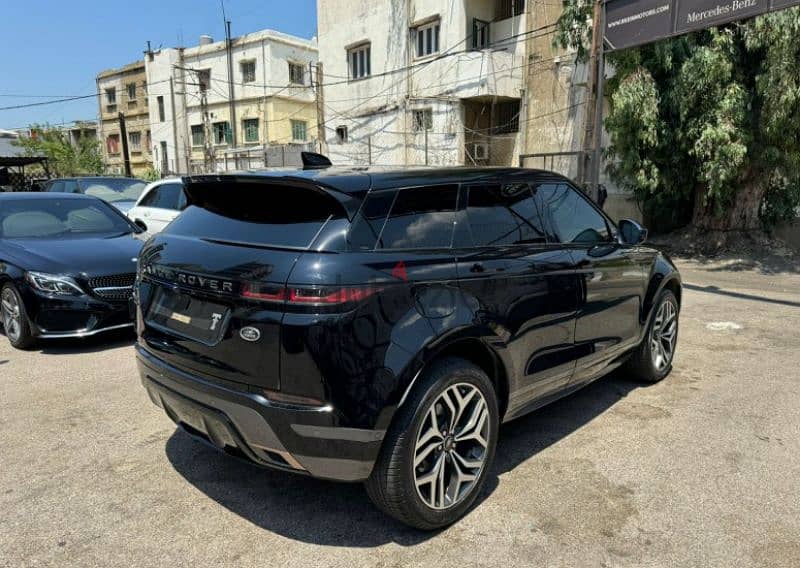 Evoque P300 R-Dynamic 2020 3