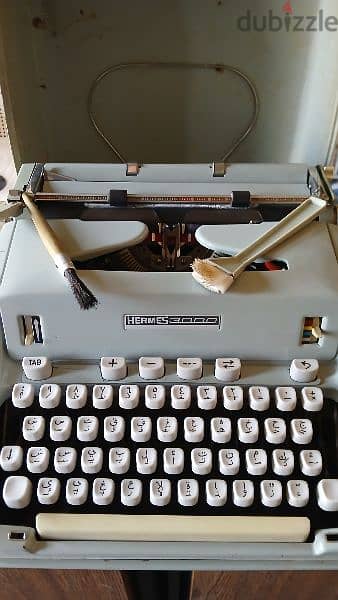 tayp writer - hermes 3000