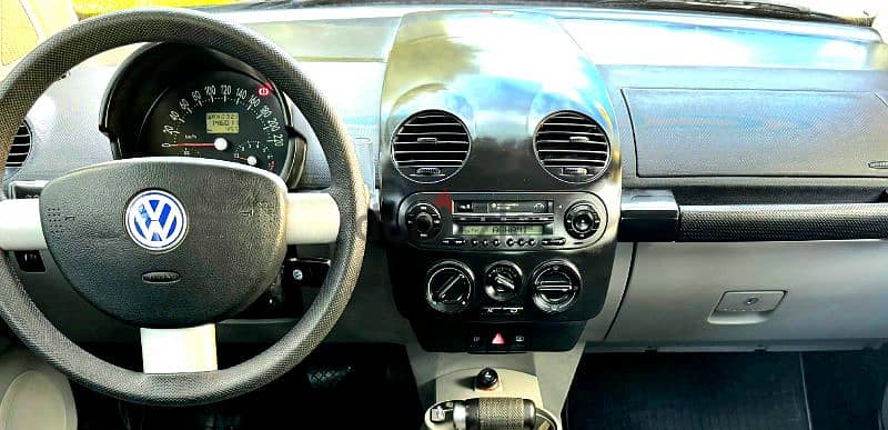 Volkswagen Beetle 2001 full automatic 1.6 مصدر الشركة لبنان 15