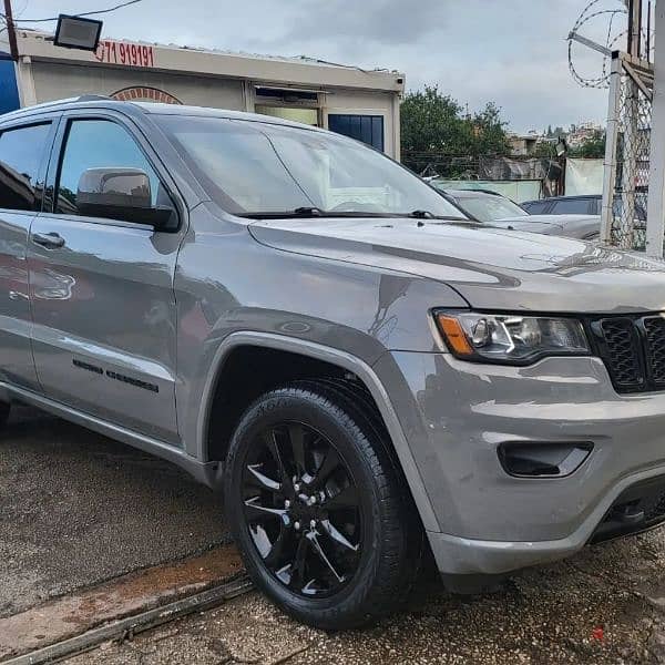 Jeep Grand Cherokee 2019 3