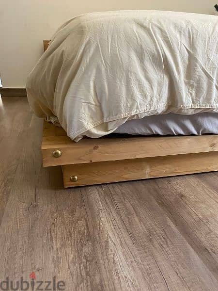 wood bed Japanese style تخت خشب ارضي 7