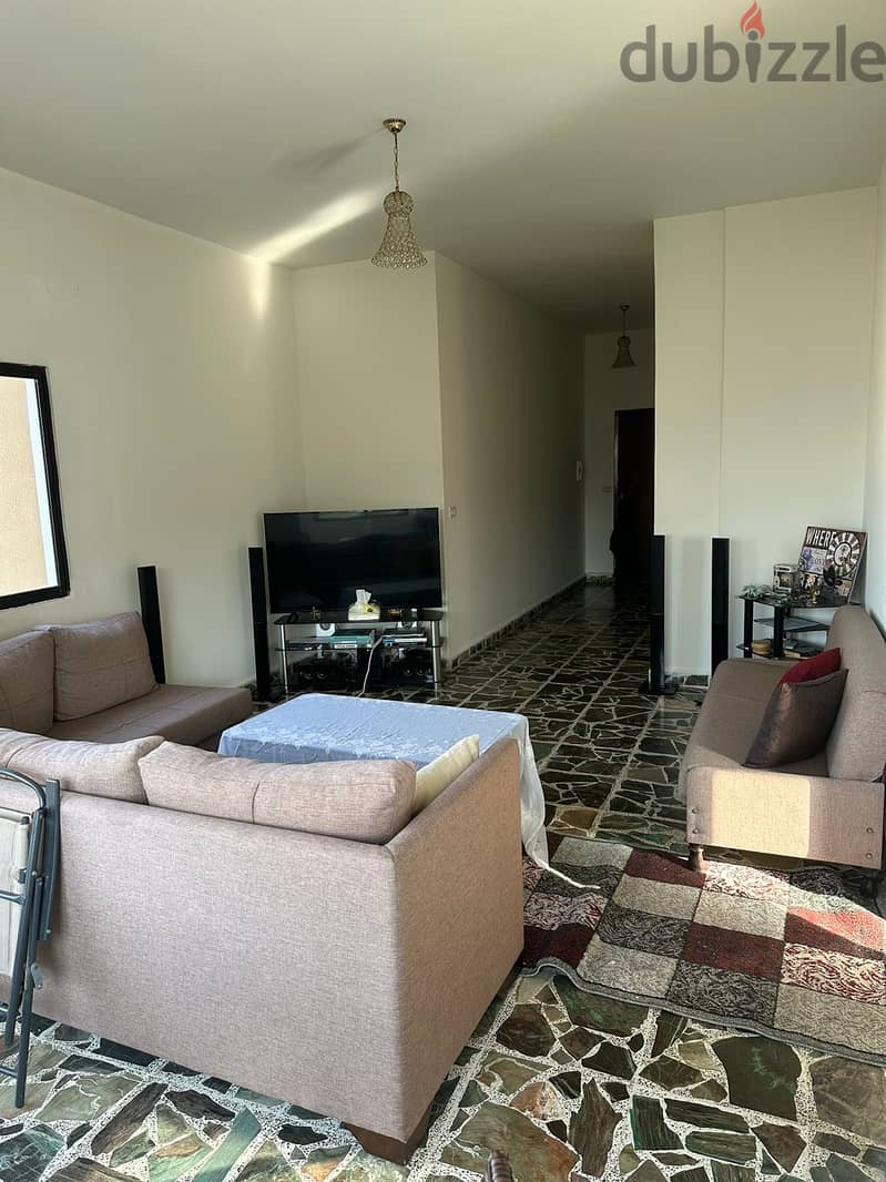 Apartment in Jbeil 0