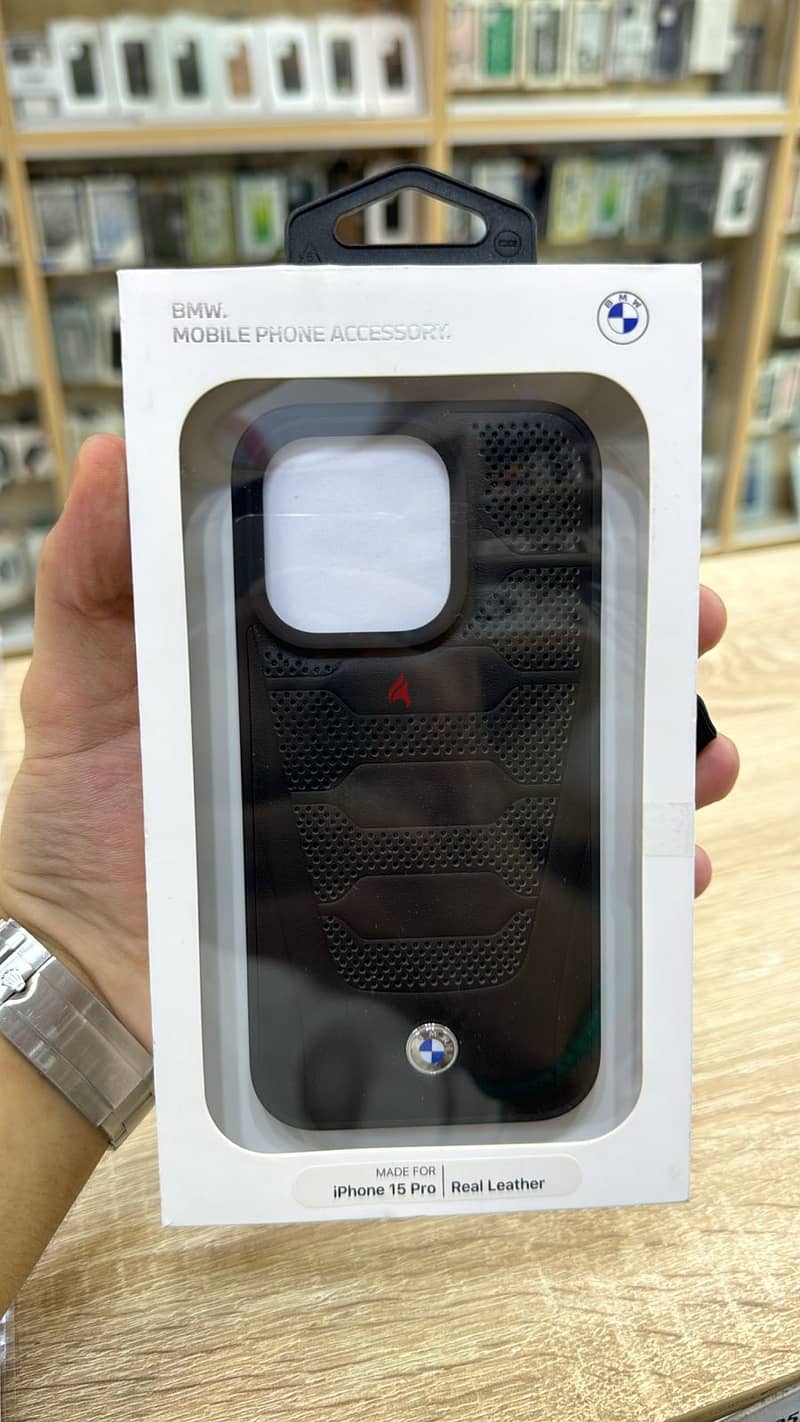 BMW case 15 pro 5