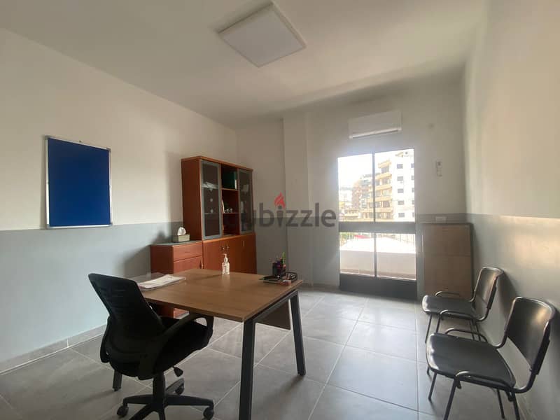 Jdaide | Whole Floor 400m² Office | Prime Location | Equipped 4