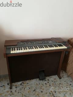 FARFISA Vintage Italian Electronic Piano like new