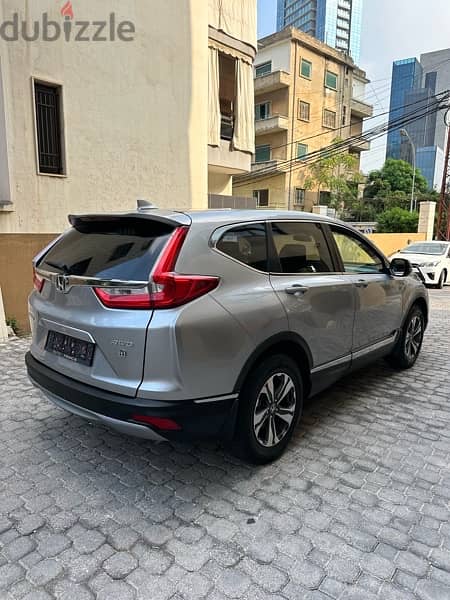 Honda CR-V 2019 4