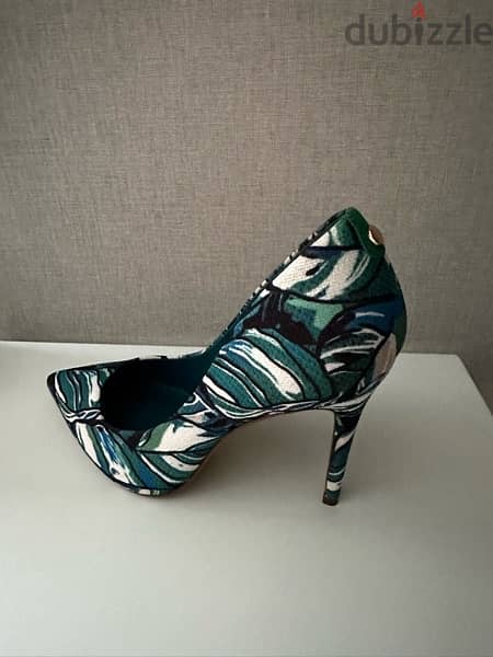 Cosmoparis woman heels 1