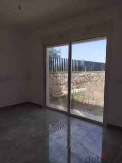 Apartment for sale in Ras Osta شقة للبيع ب رأس اسطا 0