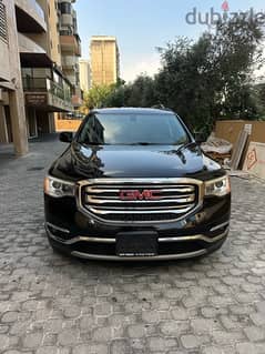 GMC Acadia 2017 black on black (company source)