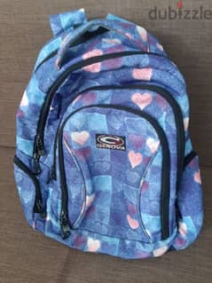 school bag شنطة مدرسية