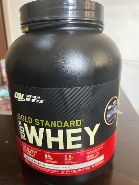 Gold Standard Whey cookies and cream used only 4 scoops 0