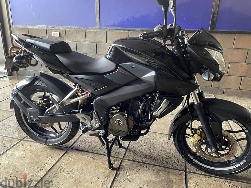 Pulsar 200cc 1