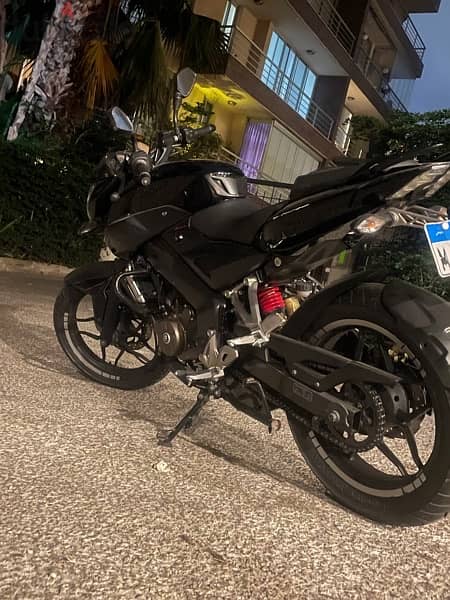 Pulsar 200cc 3