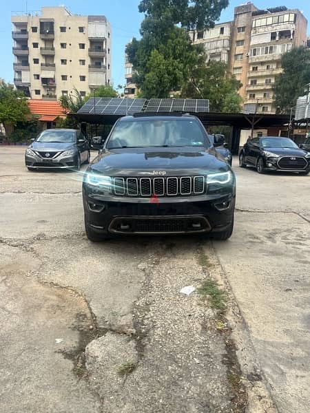 Jeep Grand Cherokee 2017 1