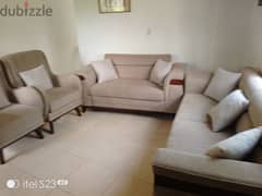 Brand New Modern Sofa Set
كنبايات جديدة مودرن