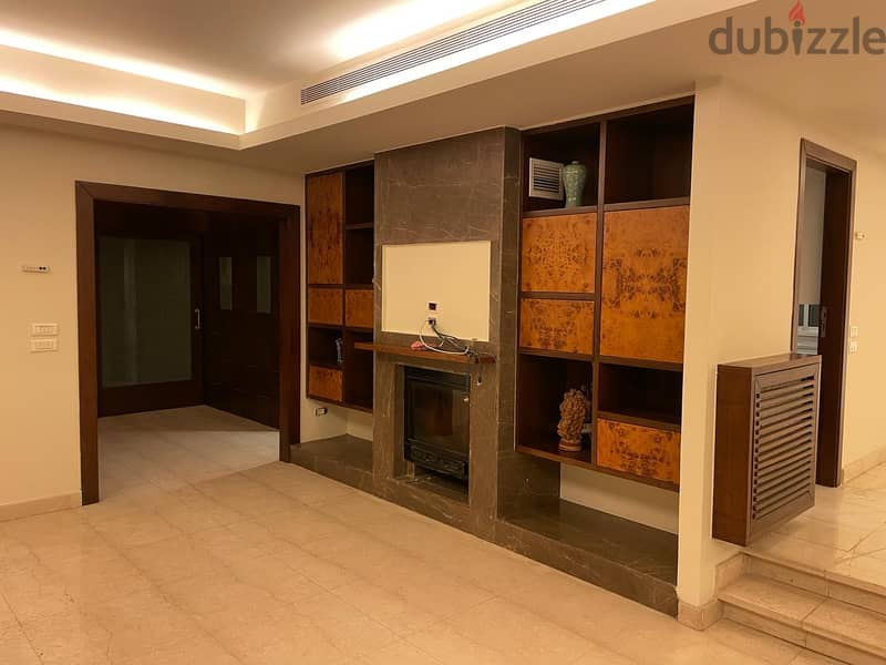 FULLY RENOVATED 260m2 APARTMENT FOR RENT IN ANTELIAS 1