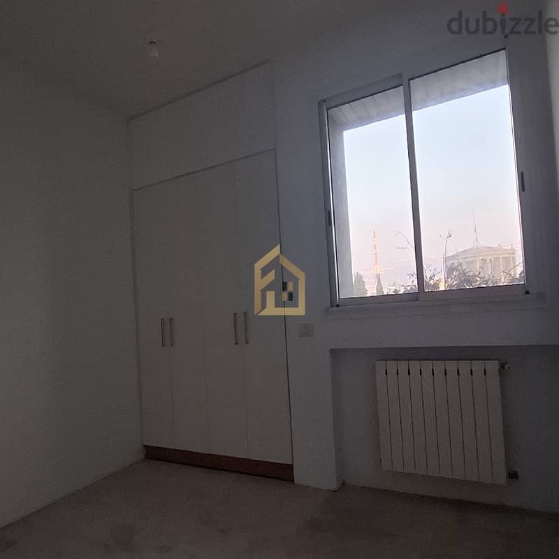 Apartment for sale in Achrafieh LA42 للبيع في الأشرفية 4