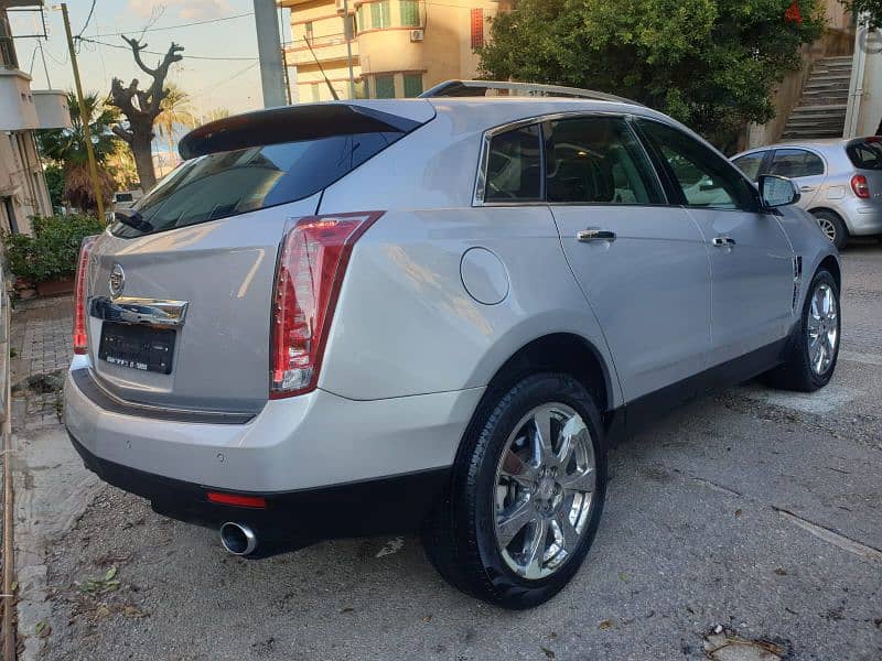 Cadillac SRX 2010 80000km only!!! 5