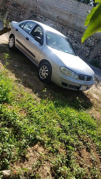 Nissan Sunny 2004 4