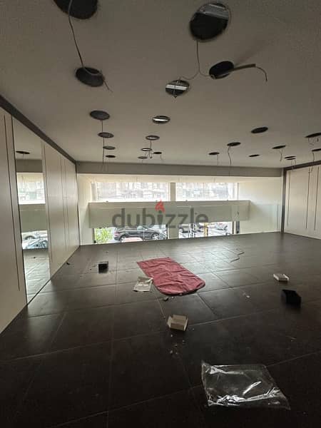 Commercial Store For Rent In The Heart Of Achrafieh! 4