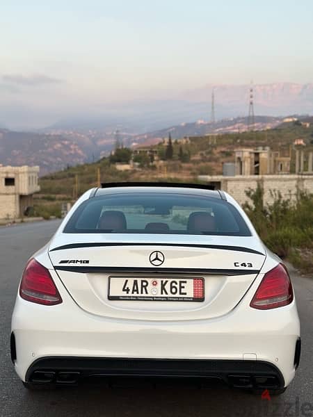 Mercedes-Benz C-Class 2015 5