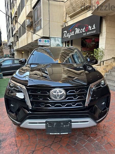 Toyota Fortuner 2023 0