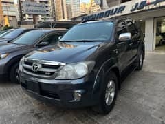 Toyota Fortuner 2008 0