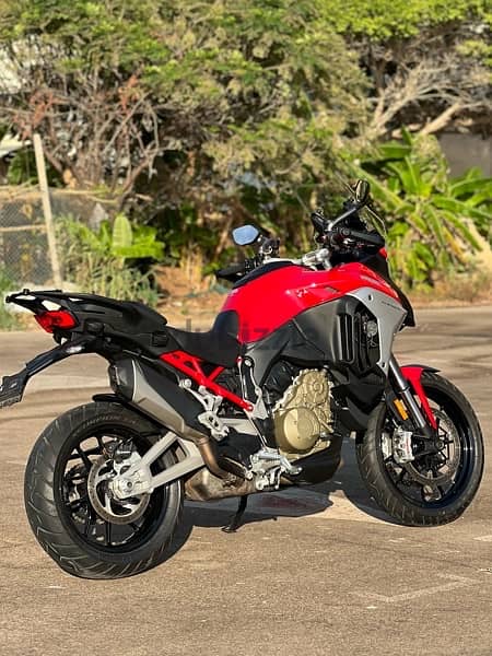 Ducati Multistrada V4 S 4