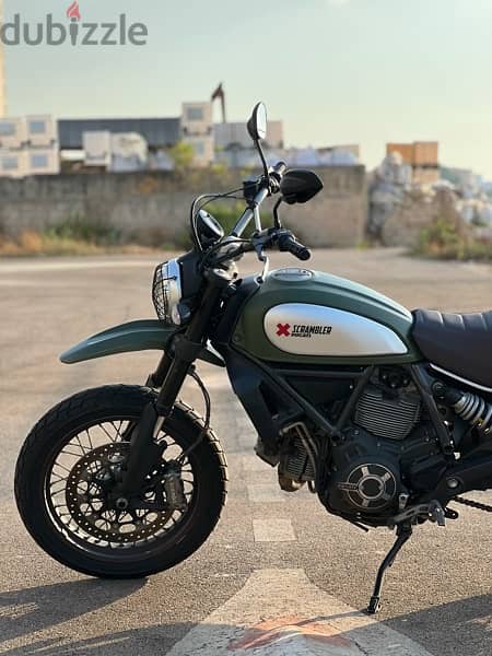 Ducati scrambler enduro 800cc 4