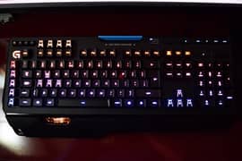 logitech G910 full mechanical keyboard full rgb