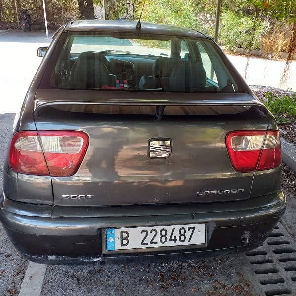 Seat Cordoba 2001 3