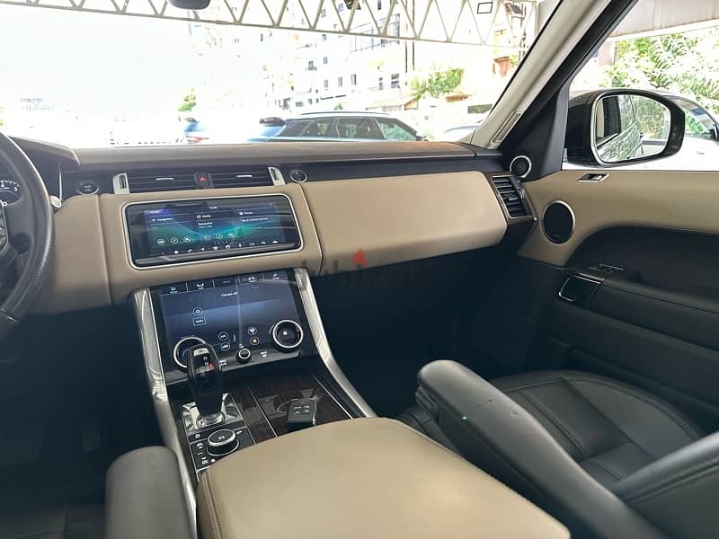 Range Rover Sport 2018 HSE V6 Fully Loaded 9