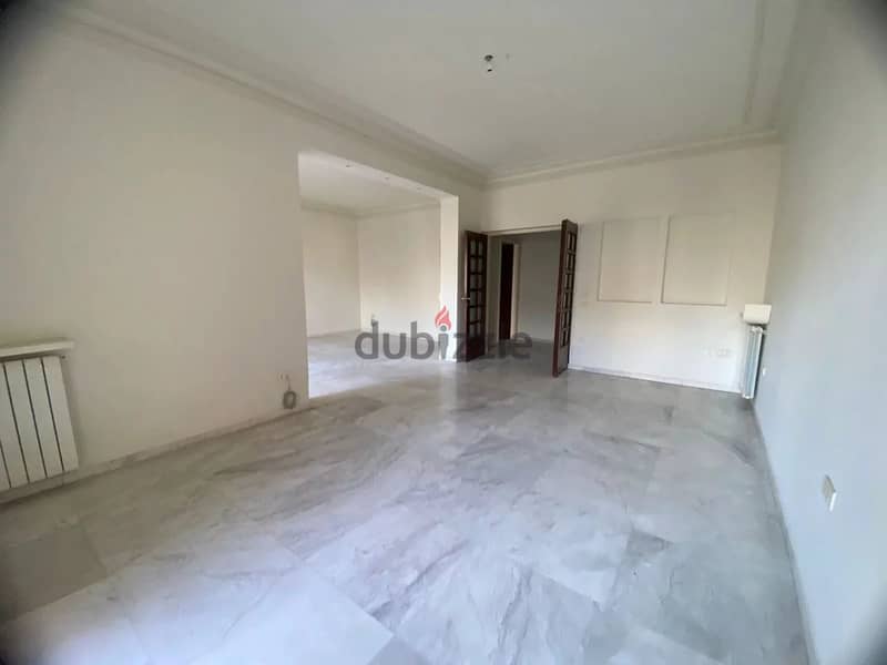 Achrafieh/Geitawi Apartment for Rent - الأشرفية/الجعيتاوي شقة  للإيجار 2