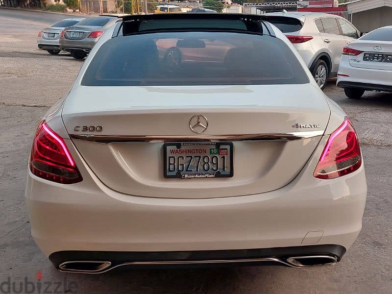 C300 model 2017 Super Clean 0 accidents full options 4