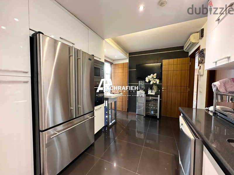 Open Panoramic View - Penthouse for Sale In Achrafieh 12