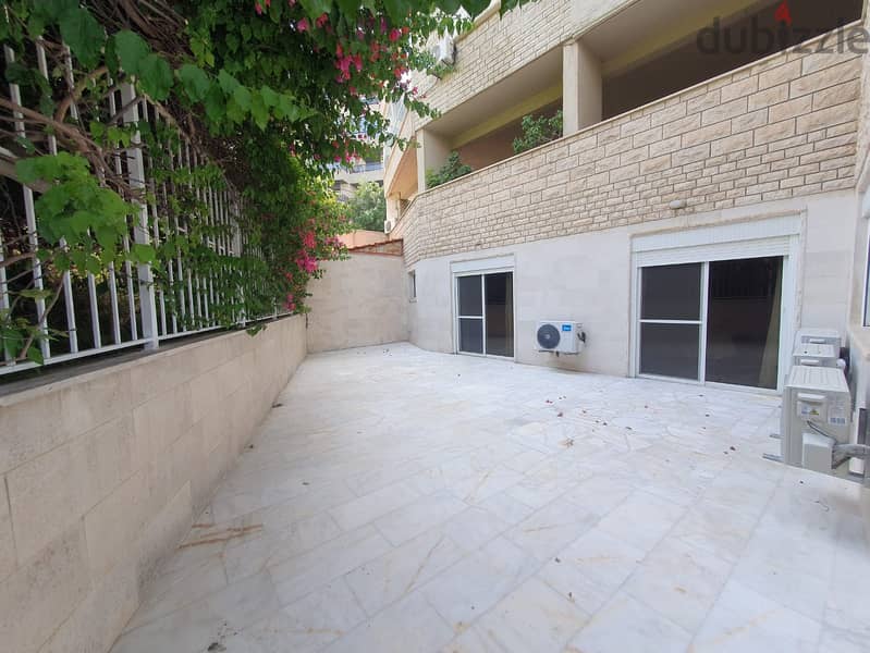 Apartment for sale in Hazmieh شقة فاخرة للبيع في الحازمية 1