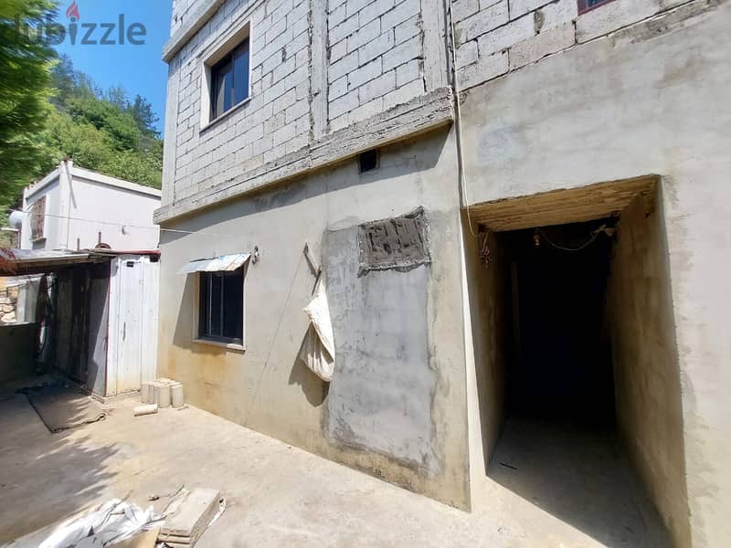 RWB113RH - Building for sale in Batroun 4