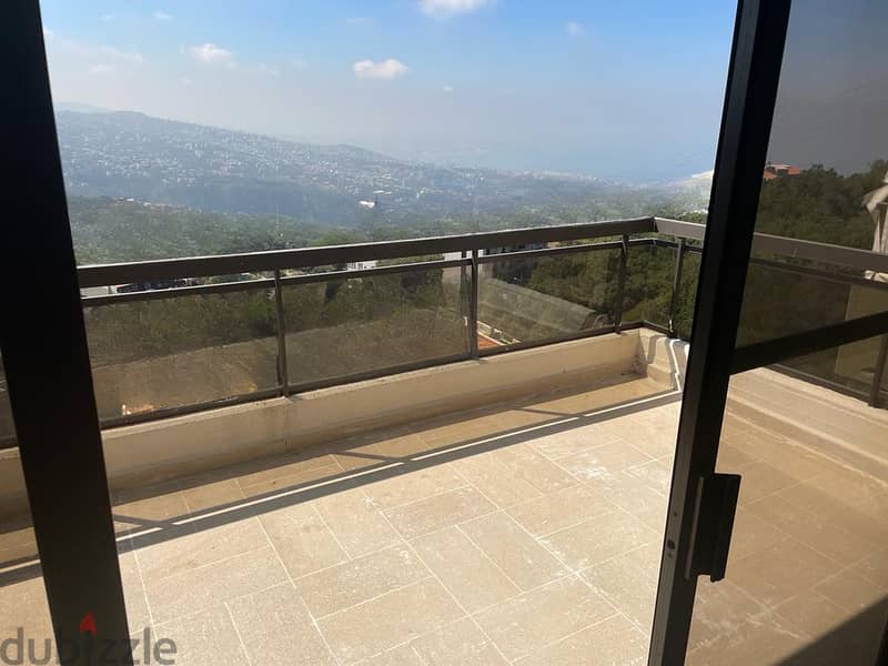 Mountain View Apartment For Sale In Ballouneh 7